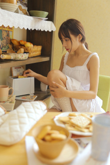 黑丝美女